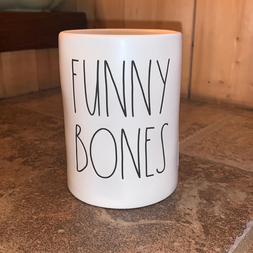 Rae Dunn “Funny Bones” Candle